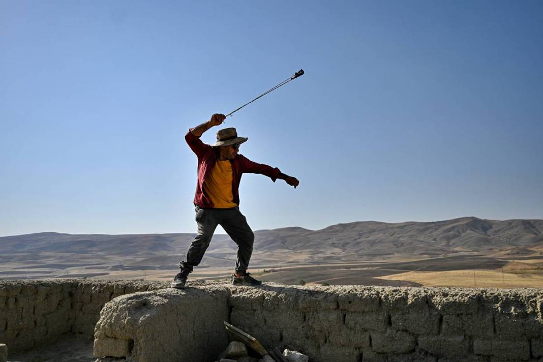 Odanın içindeki yığın, arkeologları şaşkına çevirdi! Urartular neden gizlemiş olabilir? 25